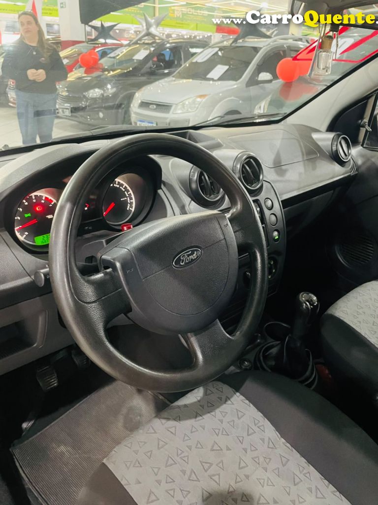 FORD   FIESTA SED. 1.6 8V FLEX 4P   PRETO 2011 1.6 FLEX - Loja