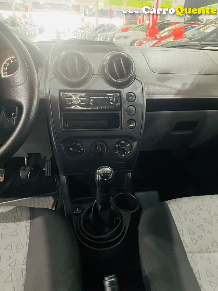FORD   FIESTA SED. 1.6 8V FLEX 4P   PRETO 2011 1.6 FLEX - Loja