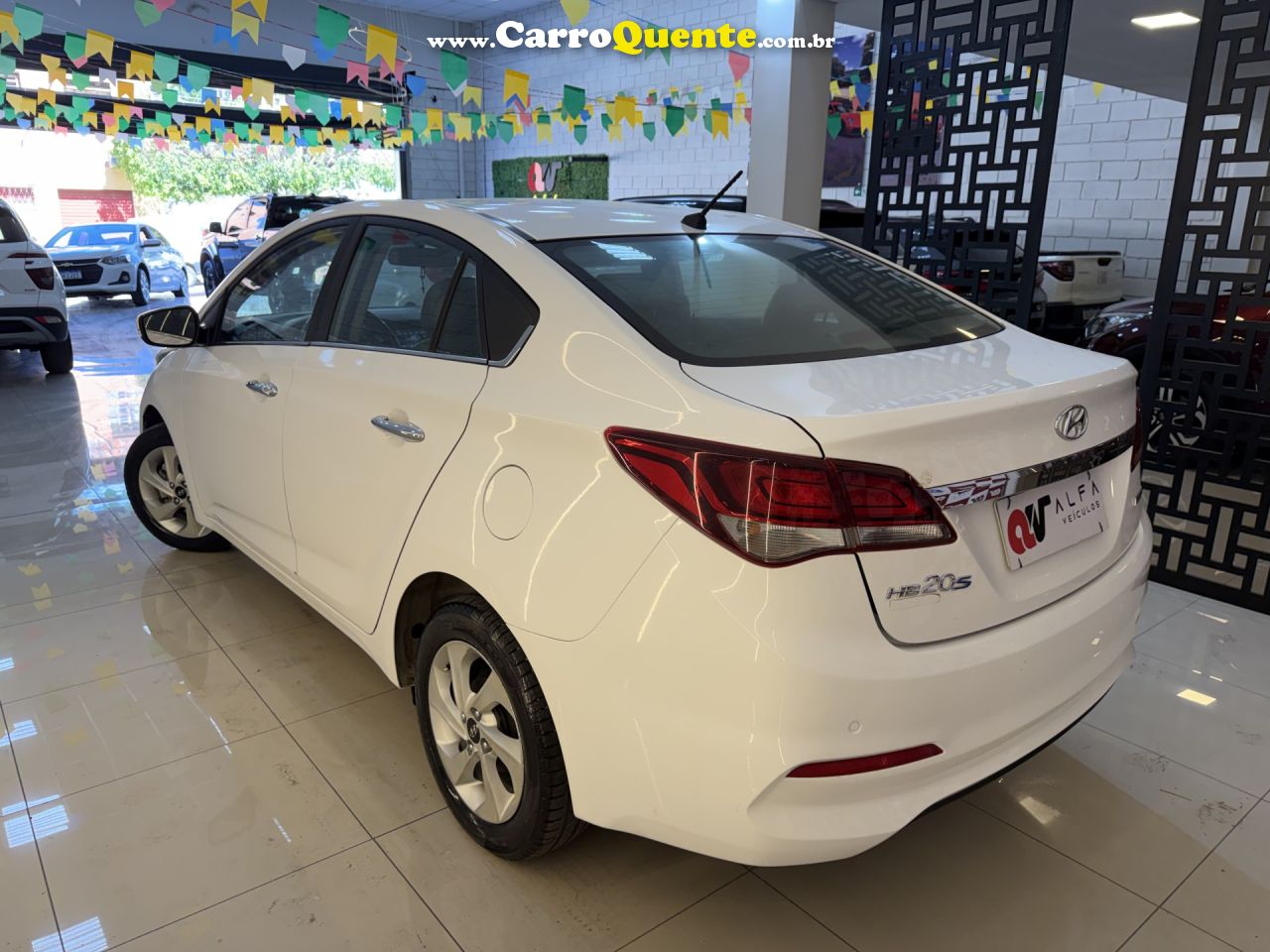 HYUNDAI   HB20S PREMIUM 1.6 FLEX 16V AUT. 4P   BRANCO 2017 1.6 FLEX - Loja