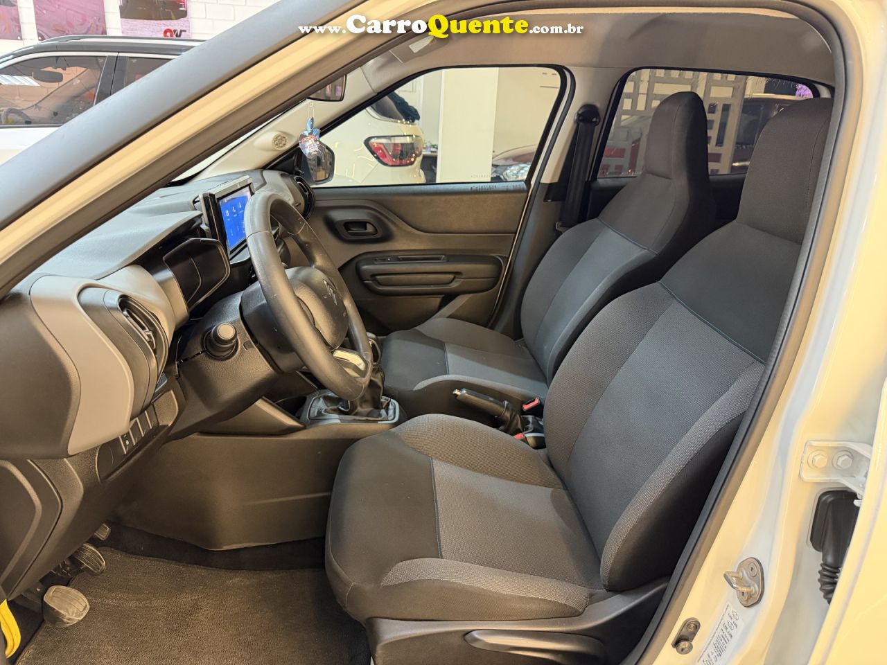 CITROËN   C3 LIVE PACK 1.0 FLEX 6V 5P MEC.   BRANCO 2024 1.0 FLEX - Loja