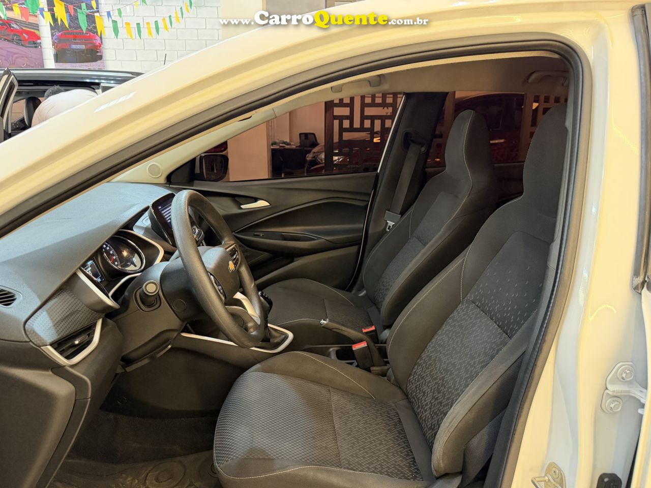 CHEVROLET   ONIX SEDAN PLUS LT 1.0 12V TB FLEX MEC.   BRANCO 2020 1.0 FLEX - Loja