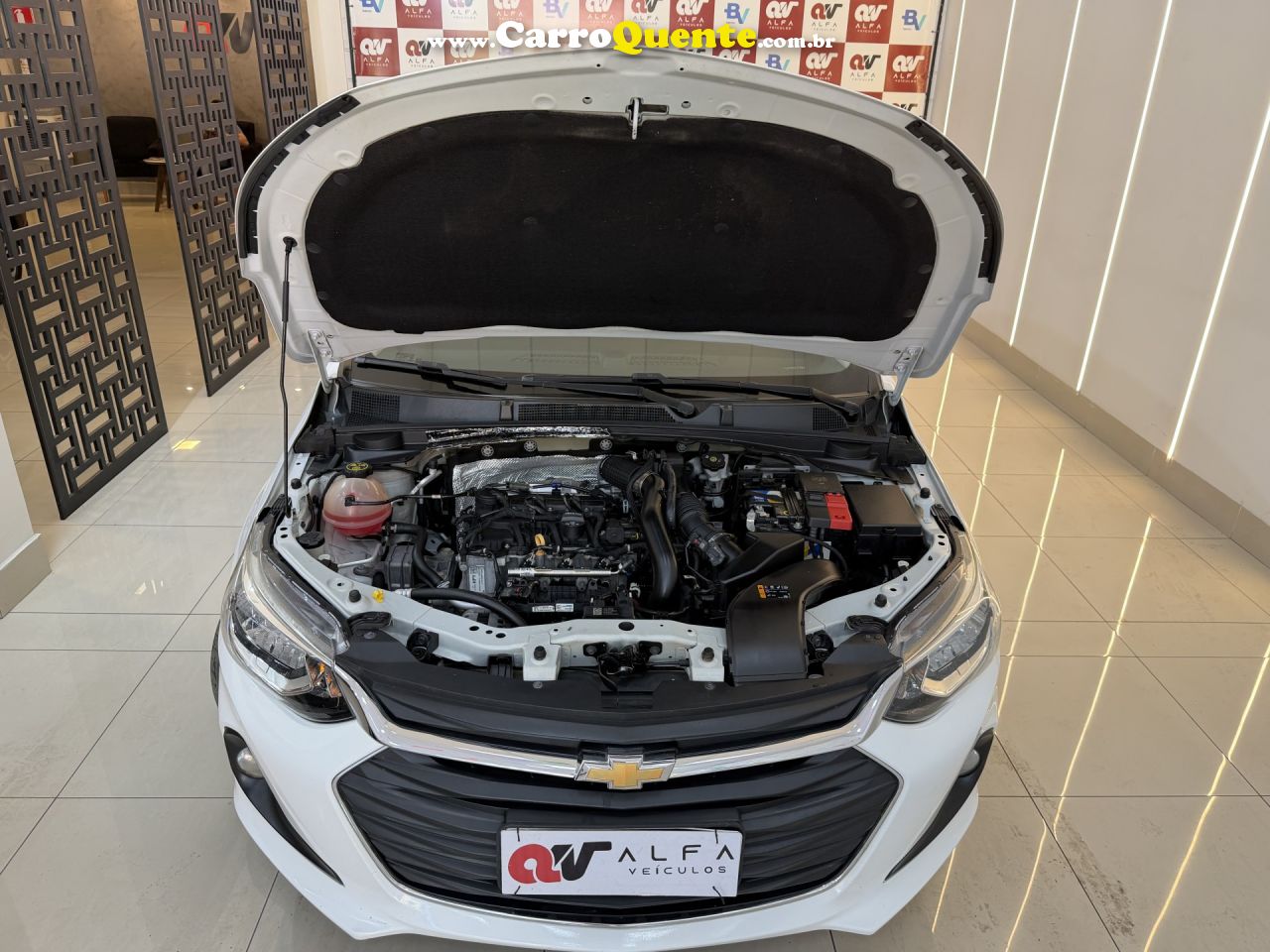 CHEVROLET   ONIX SEDAN PLUS LT 1.0 12V TB FLEX MEC.   BRANCO 2020 1.0 FLEX - Loja