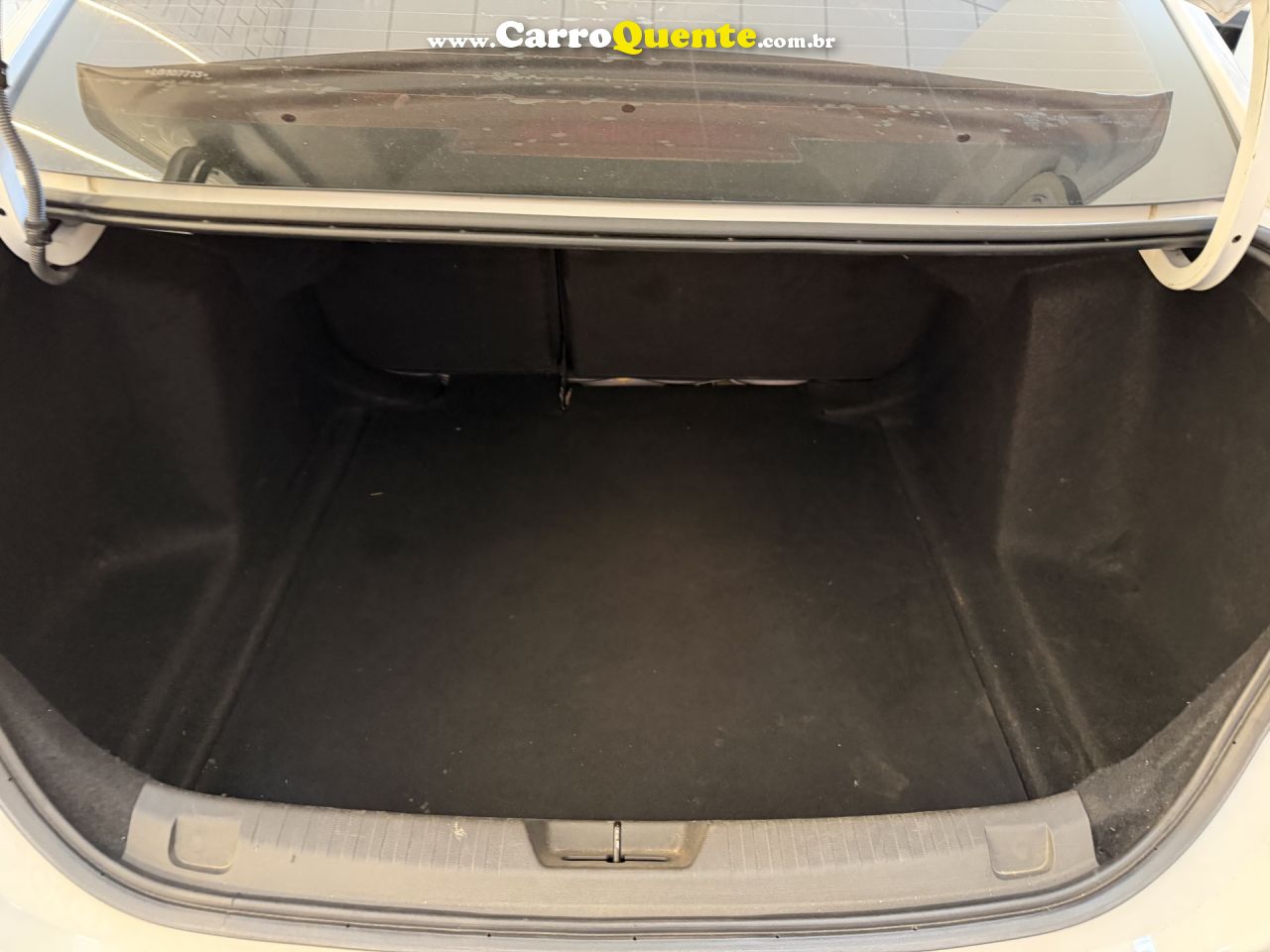 CHEVROLET   ONIX SEDAN PLUS LT 1.0 12V TB FLEX MEC.   BRANCO 2020 1.0 FLEX - Loja
