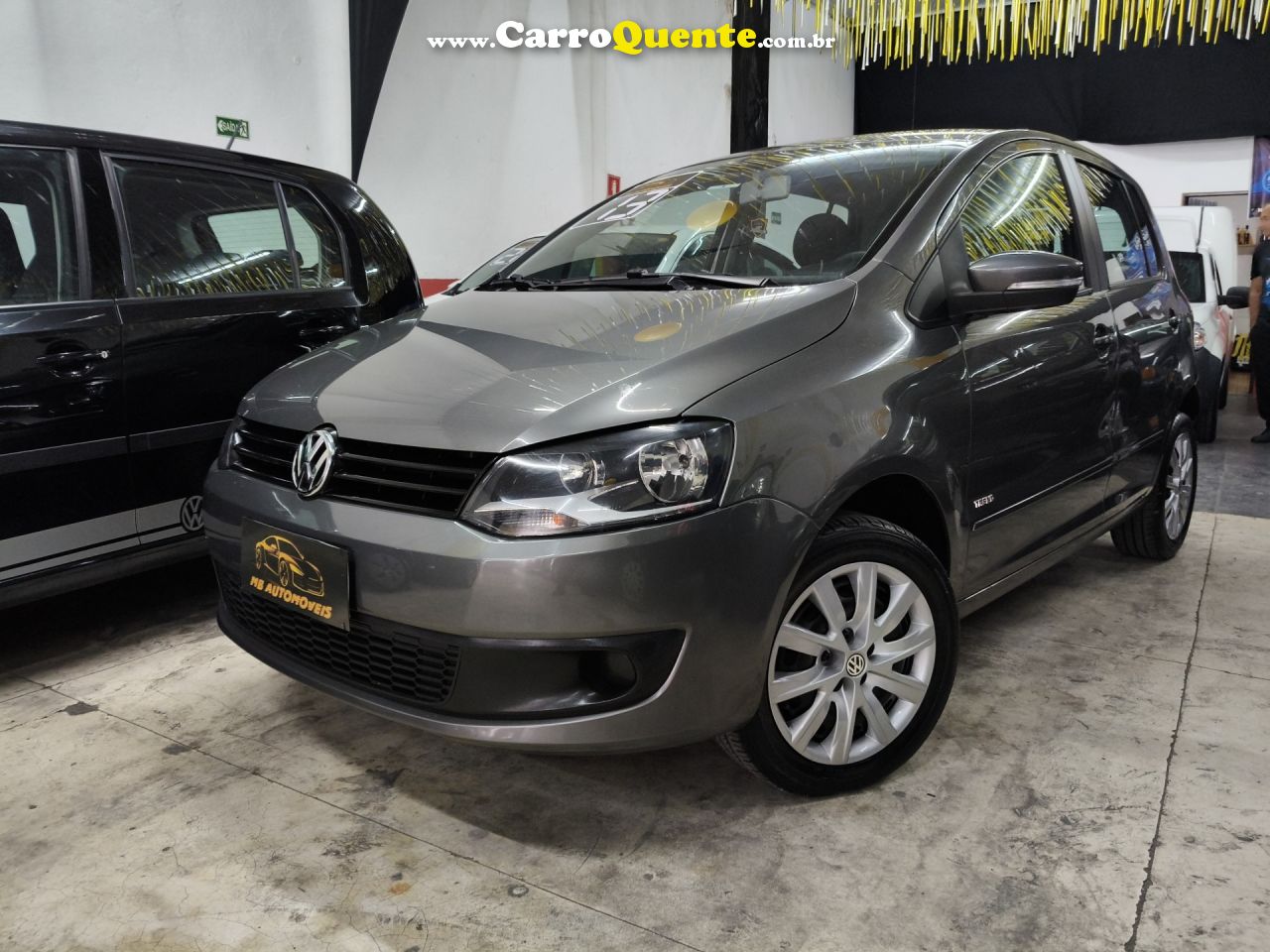 VOLKSWAGEN   FOX 1.6 MI TOTAL FLEX 8V 5P   CINZA 2013 1.6 FLEX - Loja