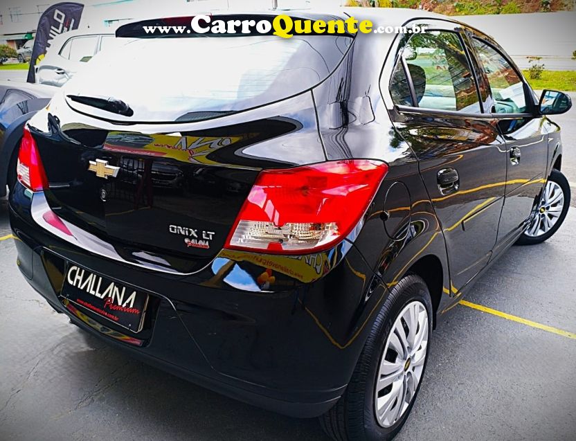 Chevrolet ONIX 1.0 MPFI LT 8V FLEX 4P MANUAL - Loja