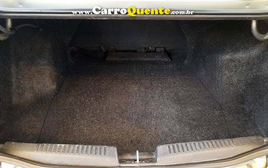 Fiat GRAND SIENA 1.4 MPI ATTRACTIVE 8V FLEX 4P MANUAL - Loja