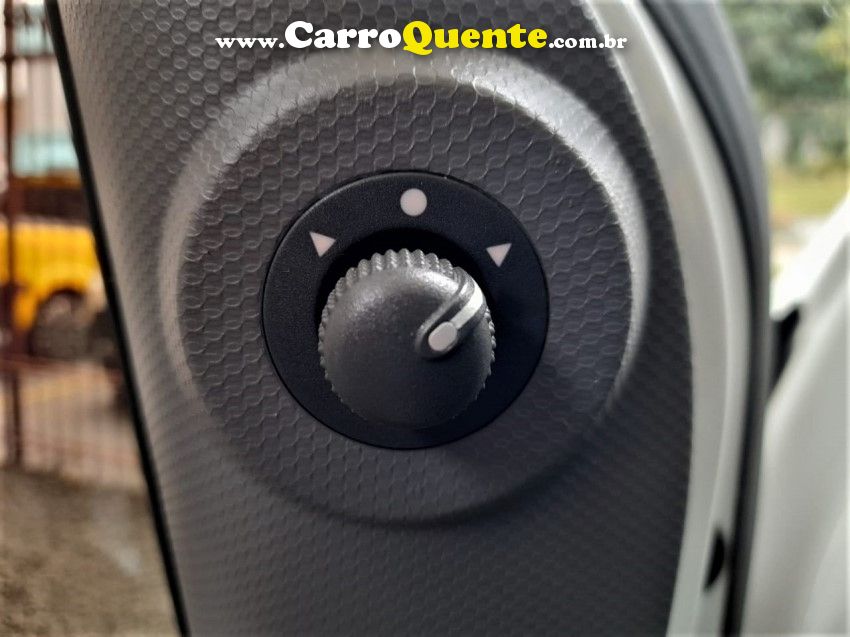 Fiat GRAND SIENA 1.4 MPI ATTRACTIVE 8V FLEX 4P MANUAL - Loja