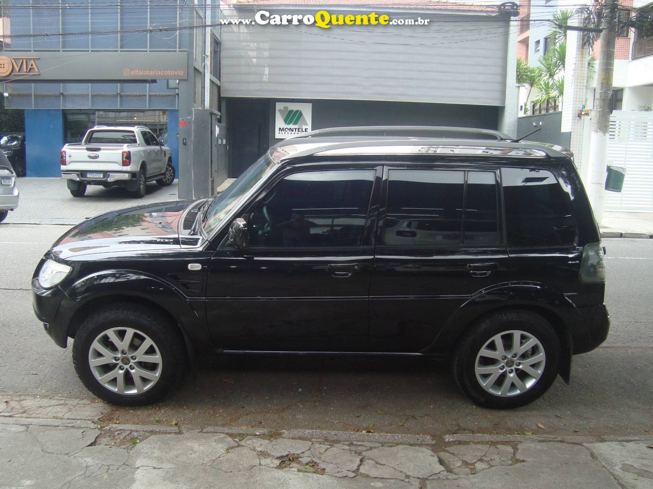 MITSUBISHI PAJERO TR4 2.0 4X4 16V 140CV 2011 - Loja