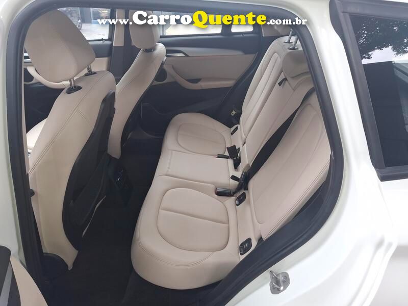 BMW X1 2.0 16V TURBO ACTIVEFLEX SDRIVE20I X LINE 4P 2022 - Loja