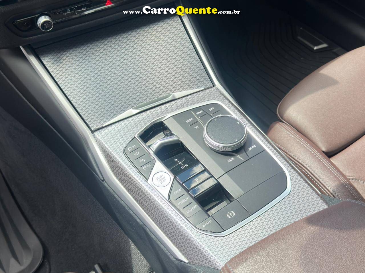 BMW 320i 2.0 16V TURBO M SPORT 2025 - Loja