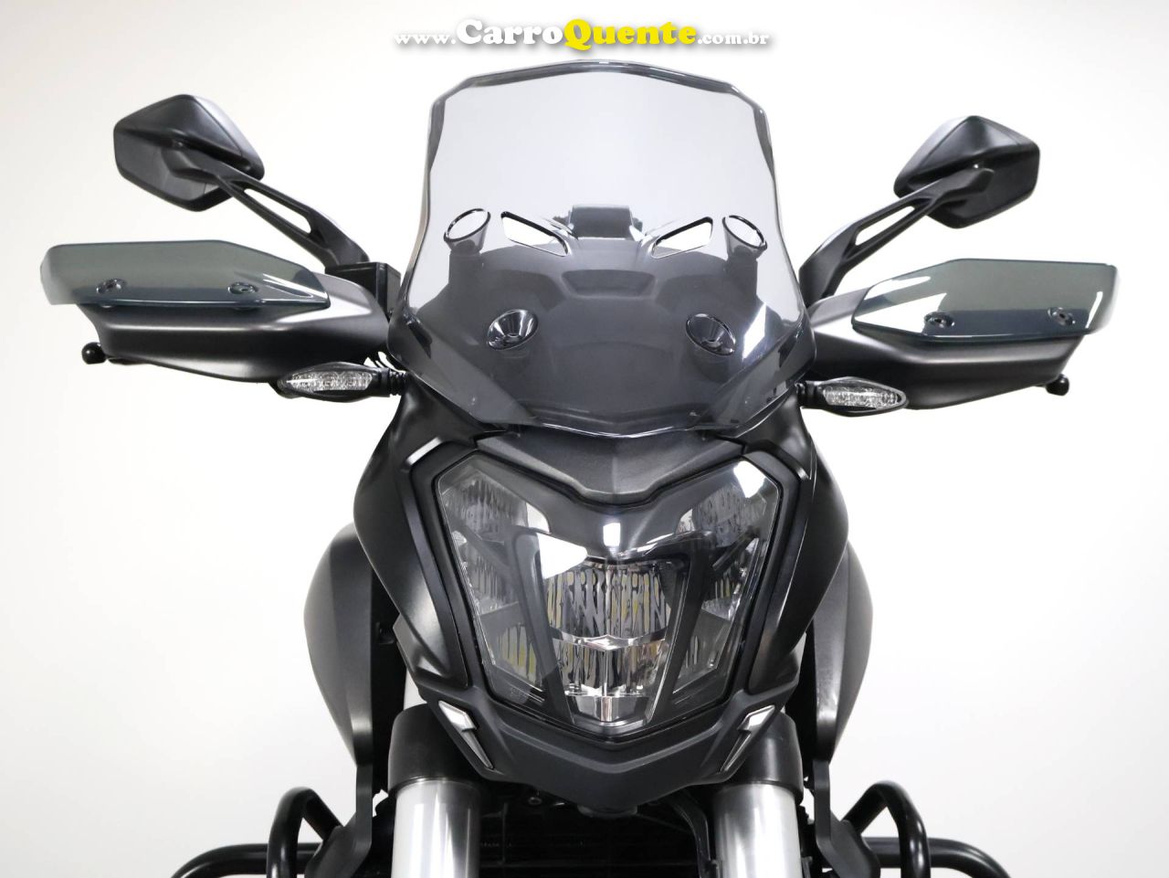 BAJAJ DOMINAR 400 ABS 2026 - Loja