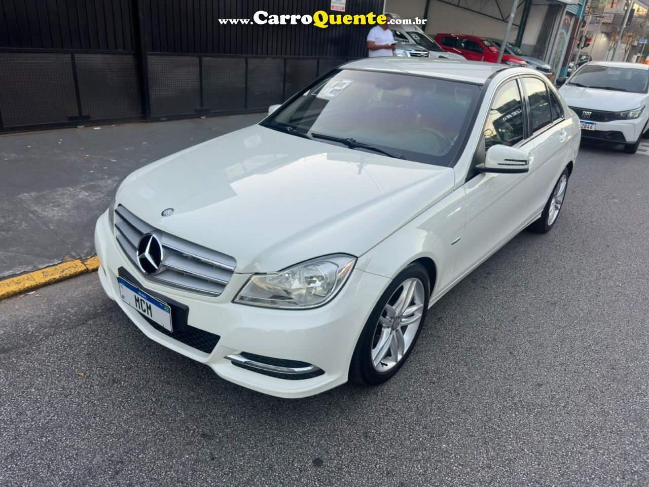 MERCEDES-BENZ   C-180 CGI CLASSIC 1.8 16V 156CV AUT.   BRANCO 2012 1.8 GASOLINA - Loja