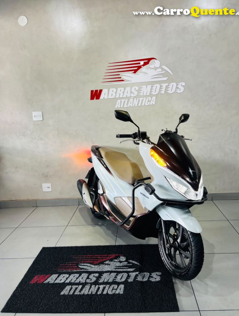 HONDA   HONDAPCX 150 DLX ABS   BRANCO 2021 150 cc GASOLINA - Loja