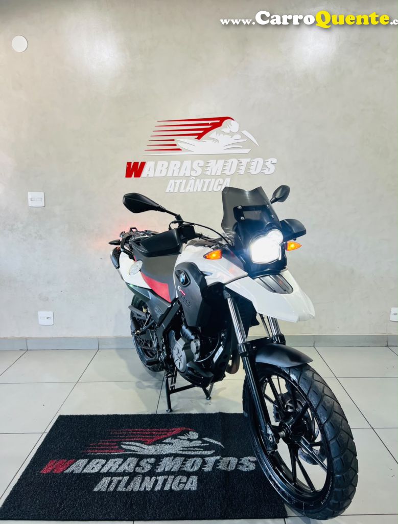 BMWBRANCO 2015 650 GASOLINA - Loja