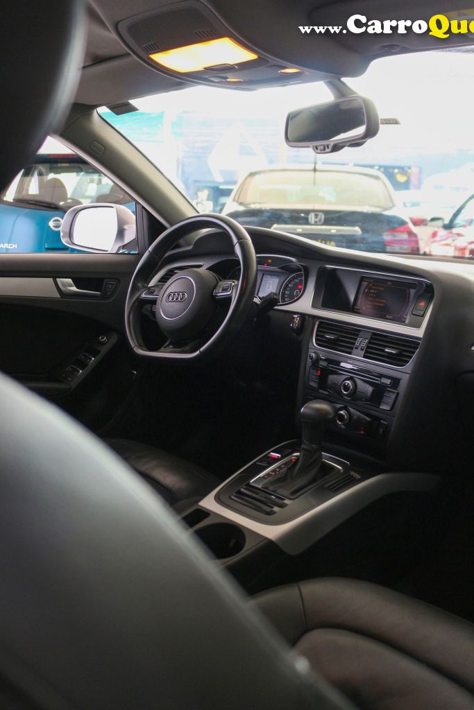 AUDI   A4 1.8 TIP. MULTITRONIC TURBO   PRATA 2016 1.8 GASOLINA - Loja