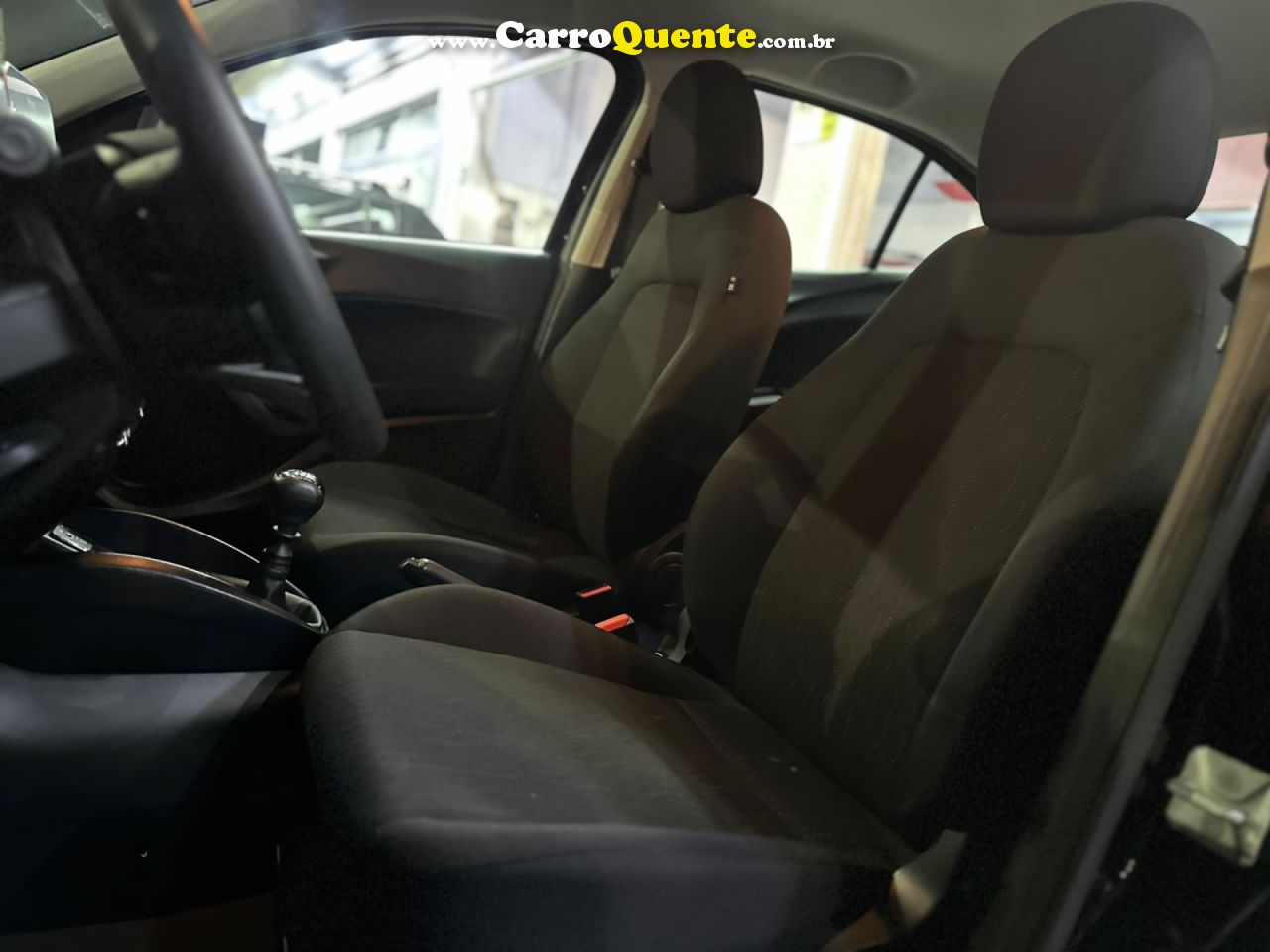 FIAT   CRONOS DRIVE 1.0 6V FLEX   PRETO 2025 1.0 FLEX - Loja