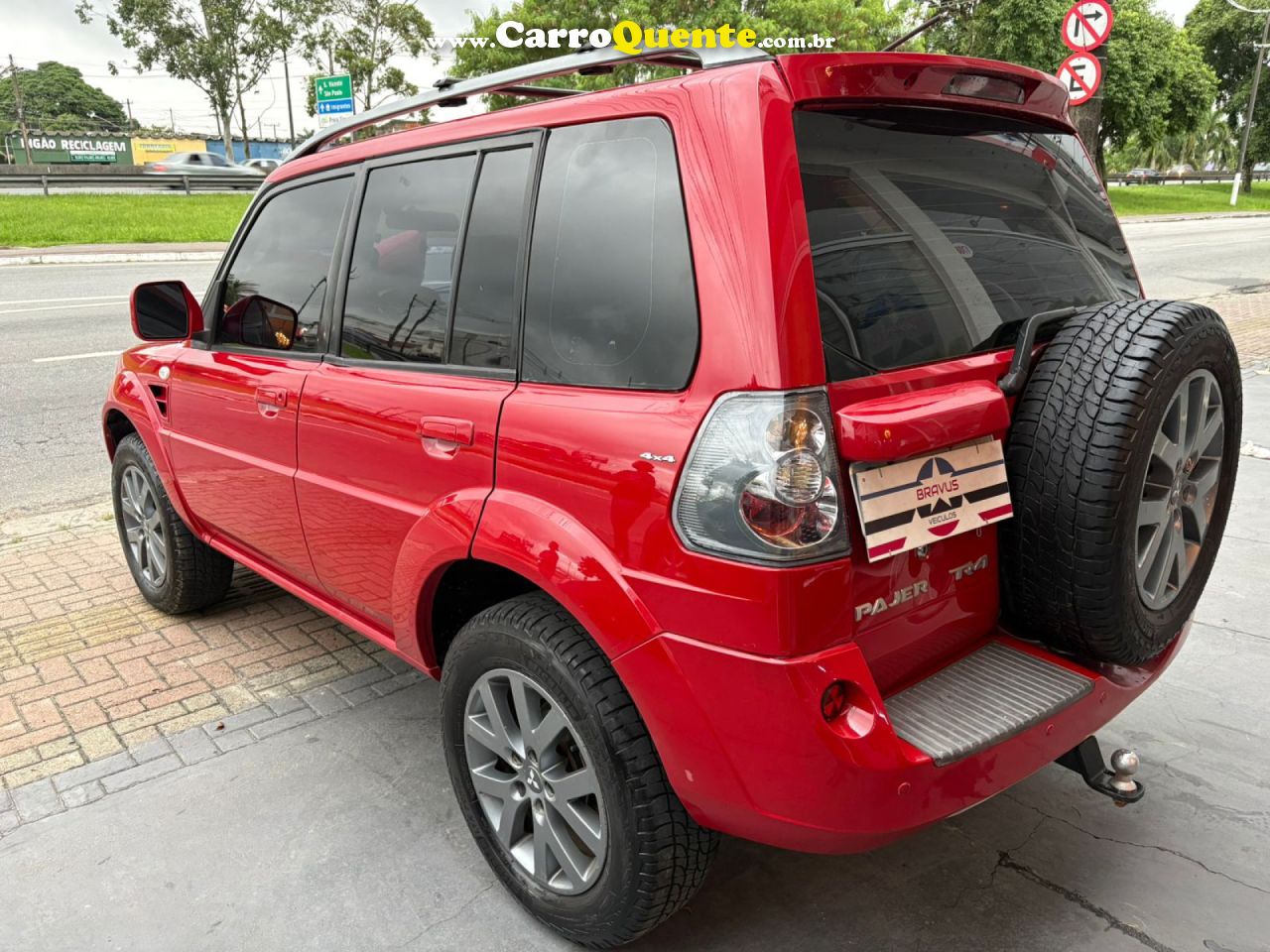 MITSUBISHI   PAJERO TR4 2.0 2.0 FLEX 16V 4X4 AUT.   VERMELHO 2010 2.0 FLEX - Loja