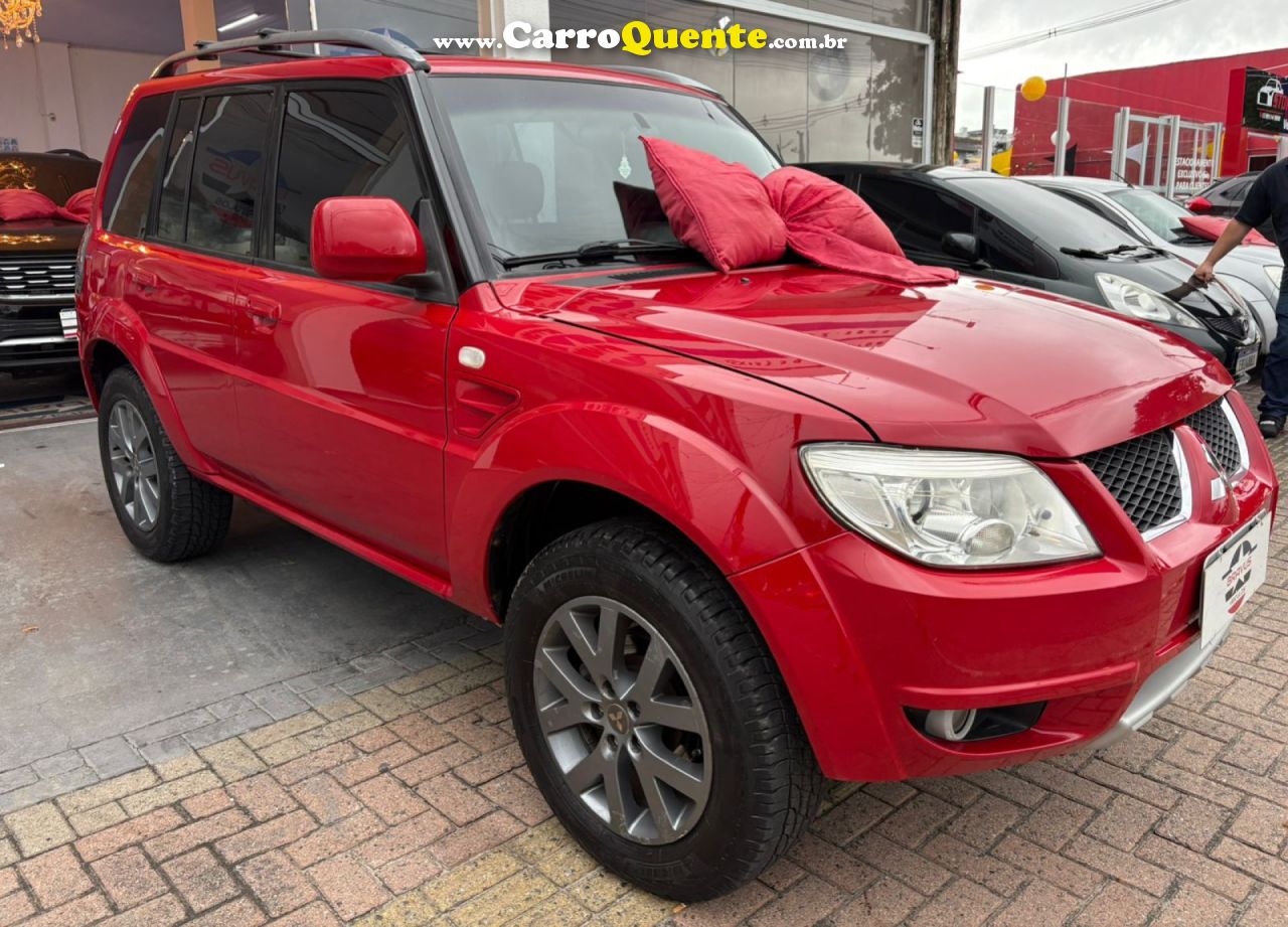 MITSUBISHI   PAJERO TR4 2.0 2.0 FLEX 16V 4X4 AUT.   VERMELHO 2010 2.0 FLEX - Loja