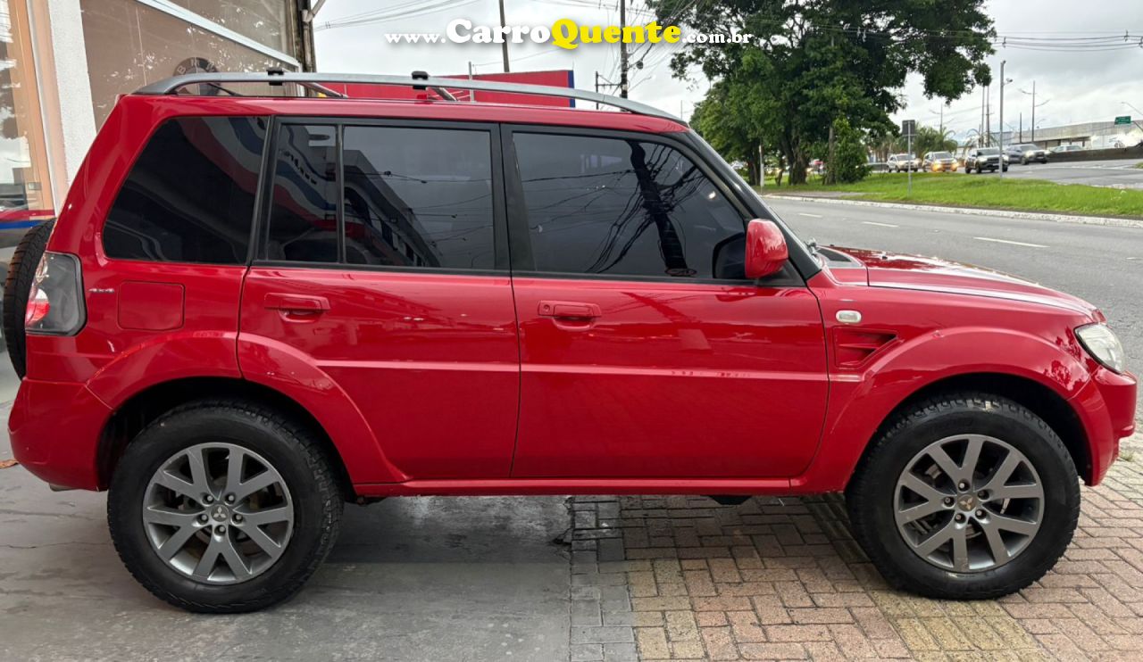 MITSUBISHI   PAJERO TR4 2.0 2.0 FLEX 16V 4X4 AUT.   VERMELHO 2010 2.0 FLEX - Loja