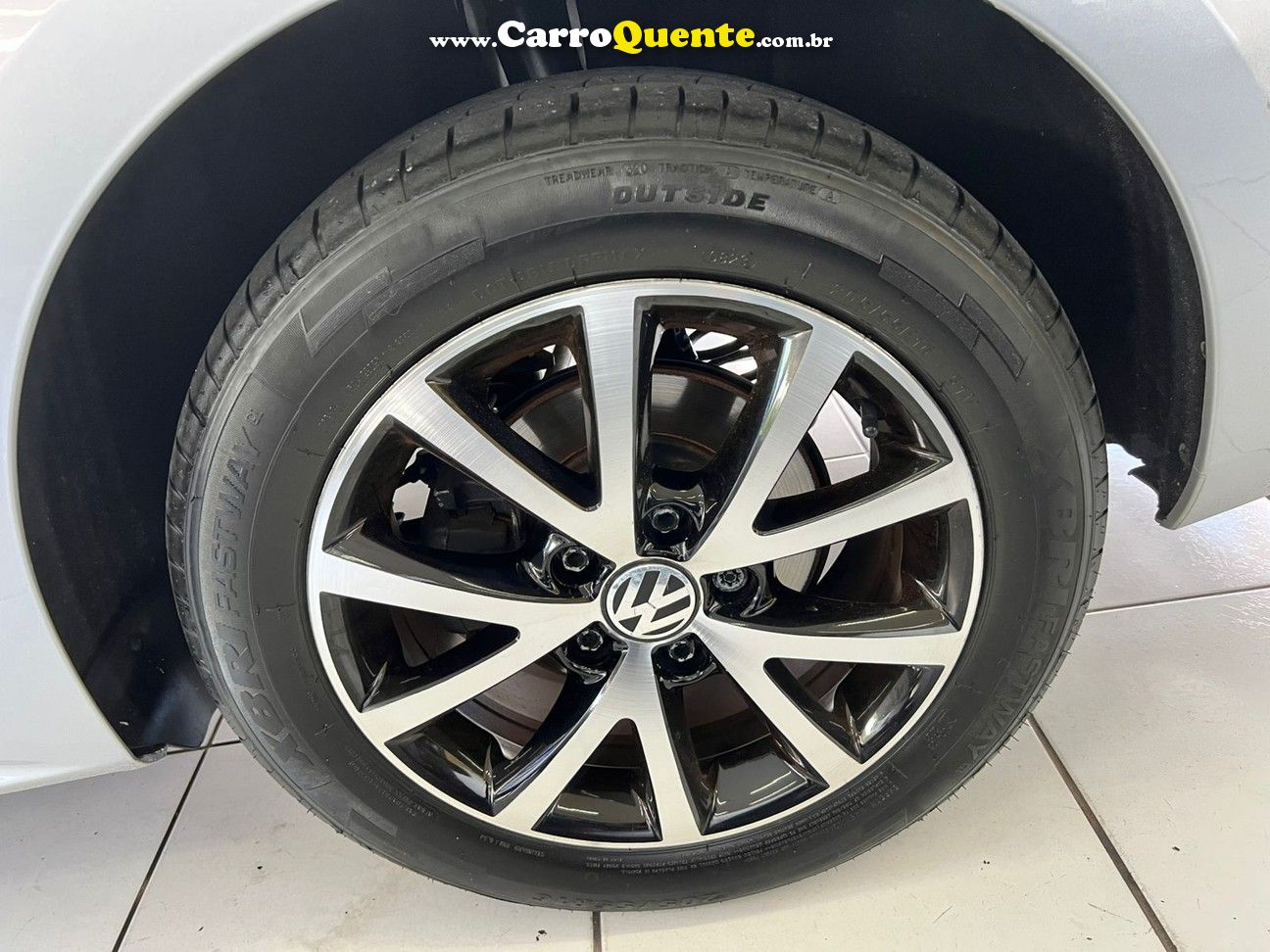 VOLKSWAGEN JETTA 2.0 COMFORTLINE 2012 - Loja
