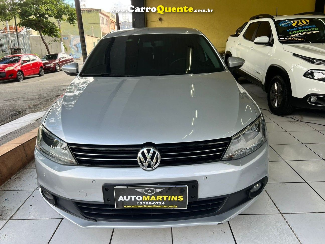 VOLKSWAGEN JETTA 2.0 COMFORTLINE 2012 - Loja