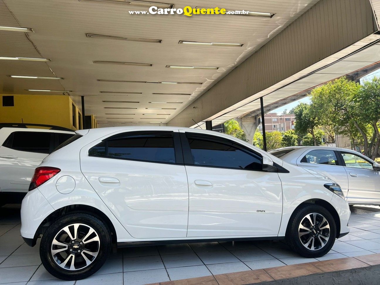 CHEVROLET ONIX 1.4 MPFI LTZ 8V 2015 - Loja