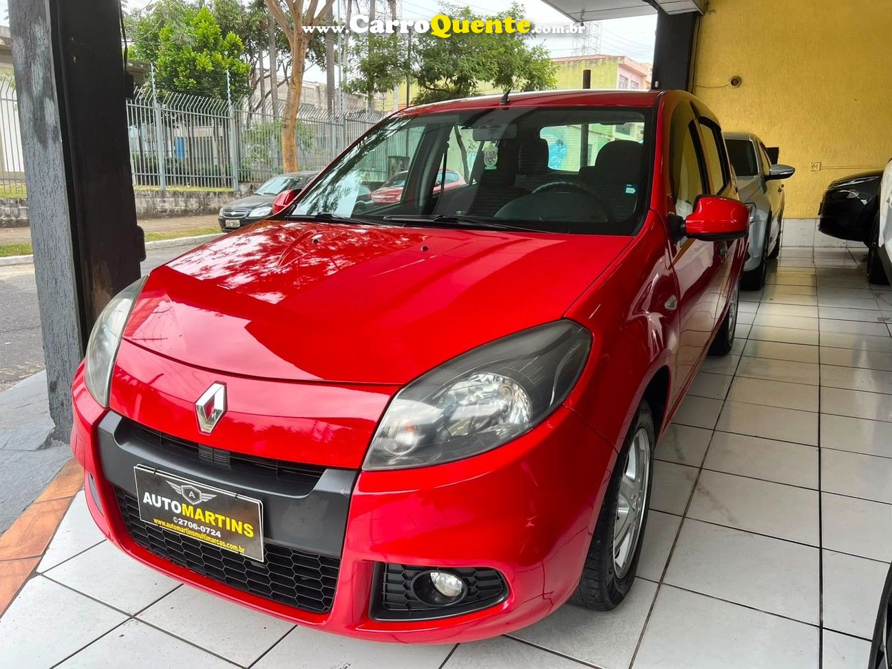 RENAULT SANDERO 2014 - Loja