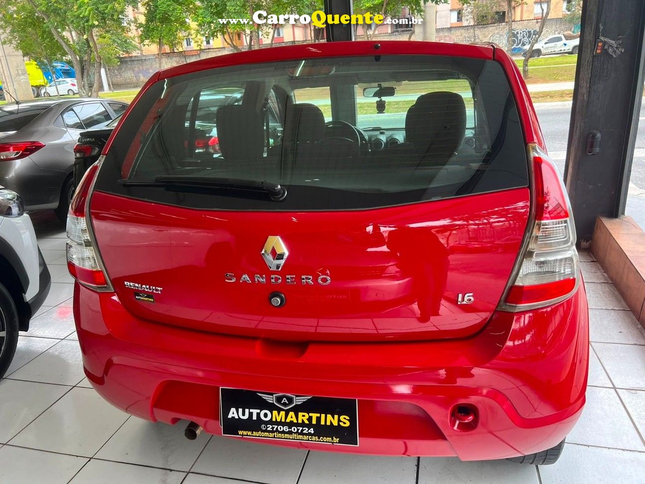 RENAULT SANDERO 2014 - Loja