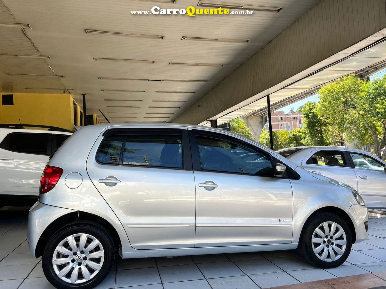 VOLKSWAGEN FOX 1.0 MI 8V 2014 - Loja