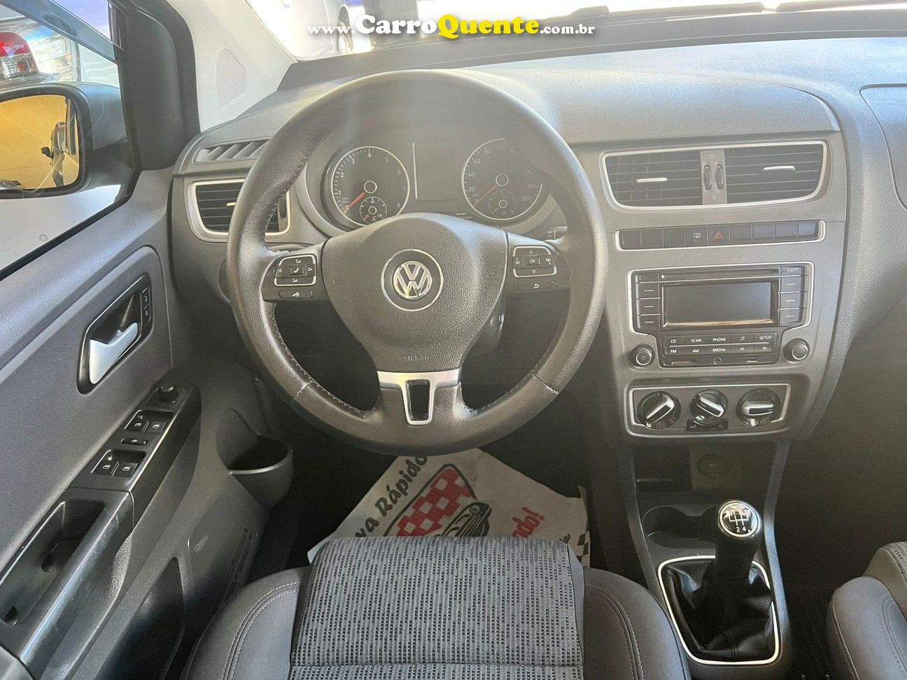 VOLKSWAGEN FOX 1.0 MI 8V 2014 - Loja