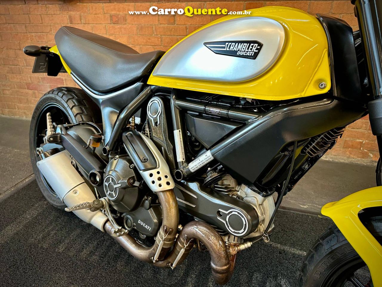 DUCATI SCRAMBLER ICON 2016 - Loja