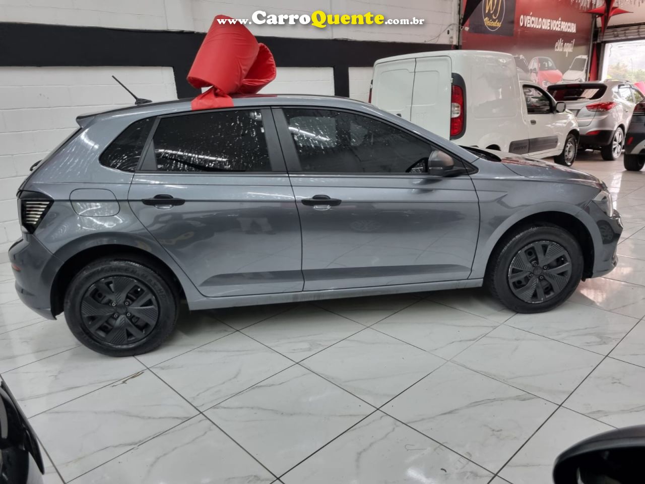 VOLKSWAGEN   POLO TRACK 1.0 FLEX 12V 5P   BRANCO 2025 1.0 FLEX - Loja