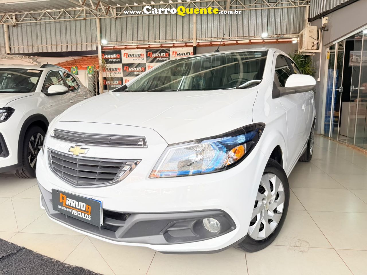 CHEVROLET   ONIX HATCH LT 1.4 8V FLEXPOWER 5P AUT.   BRANCO 2015 1.4 FLEX - Loja