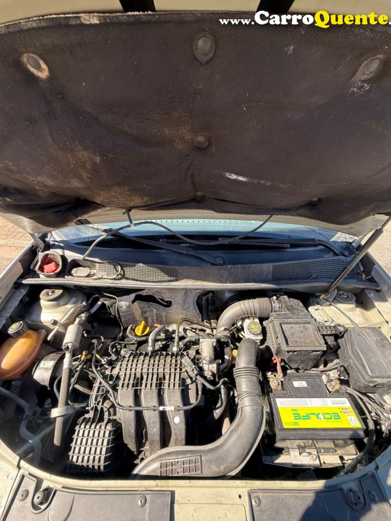 RENAULT   SANDERO LIFE FLEX 1.0 12V 5P MEC.   PRATA 2020 1.0 FLEX - Loja