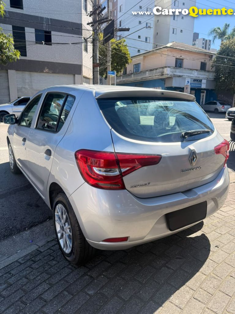 RENAULT   SANDERO LIFE FLEX 1.0 12V 5P MEC.   PRATA 2020 1.0 FLEX - Loja