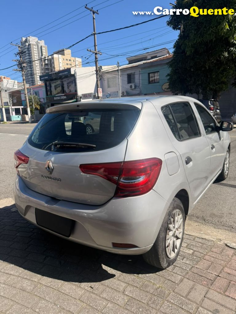 RENAULT   SANDERO LIFE FLEX 1.0 12V 5P MEC.   PRATA 2020 1.0 FLEX - Loja