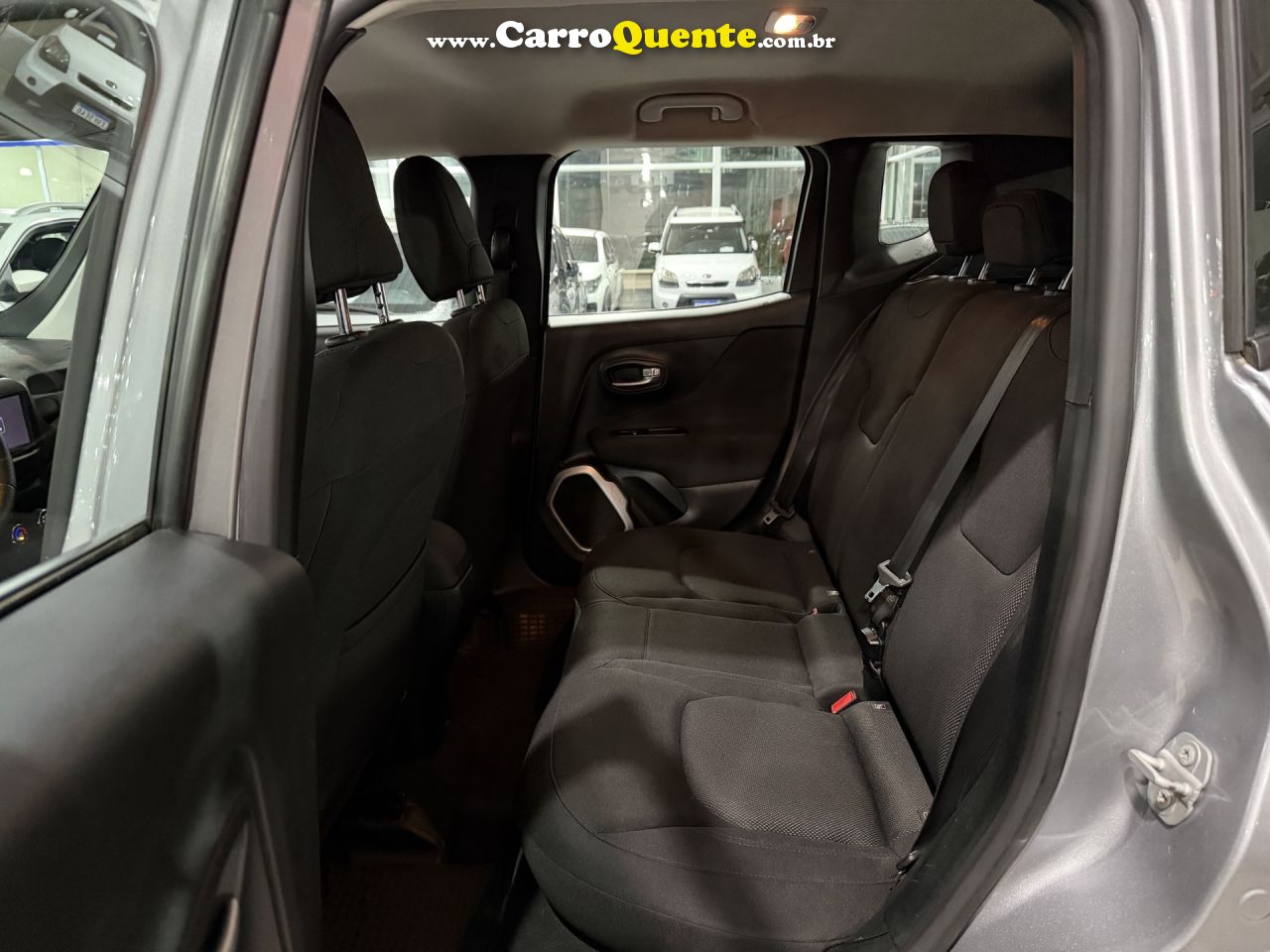 JEEP   RENEGADE1.8 4X2 FLEX 16V AUT.   PRATA 2020 1.8 FLEX - Loja