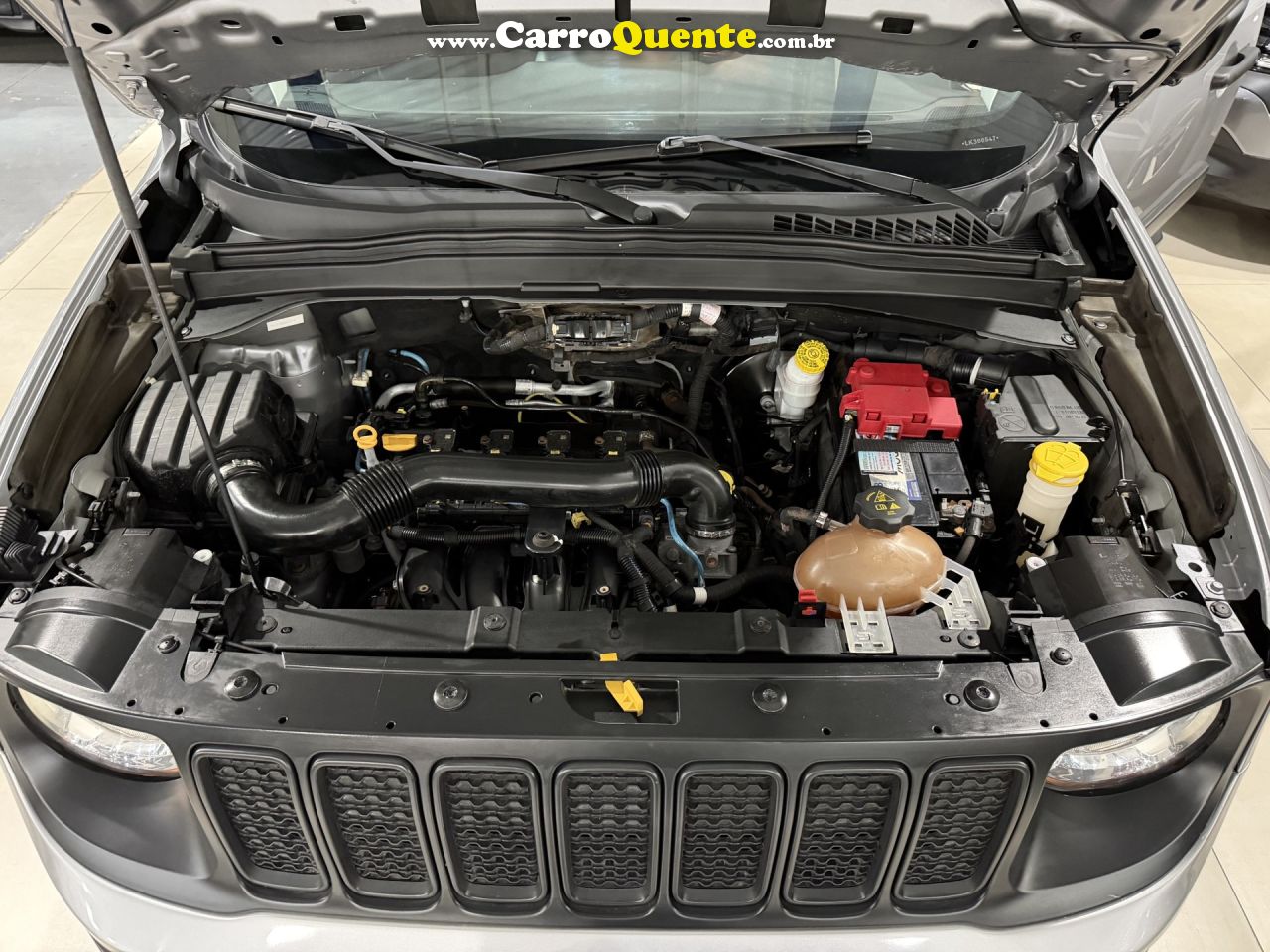 JEEP   RENEGADE1.8 4X2 FLEX 16V AUT.   PRATA 2020 1.8 FLEX - Loja