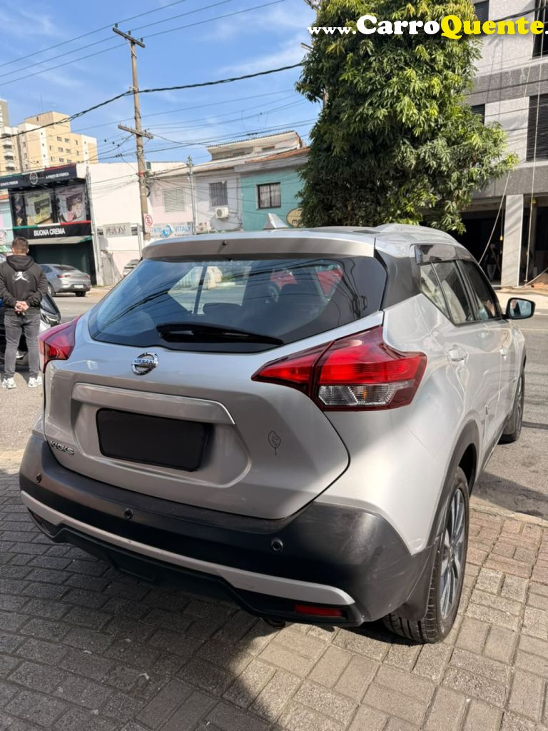 NISSAN   KICKS SV 1.6 16V FLEXSTAR 5P AUT.   PRATA 2019 1.6 GASOLINA - Loja
