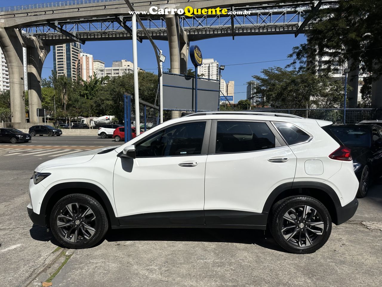 CHEVROLET   TRACKER PREMIER 1.2 TURBO 12V FLEX AUT.   BRANCO 2023 1.2 FLEX - Loja