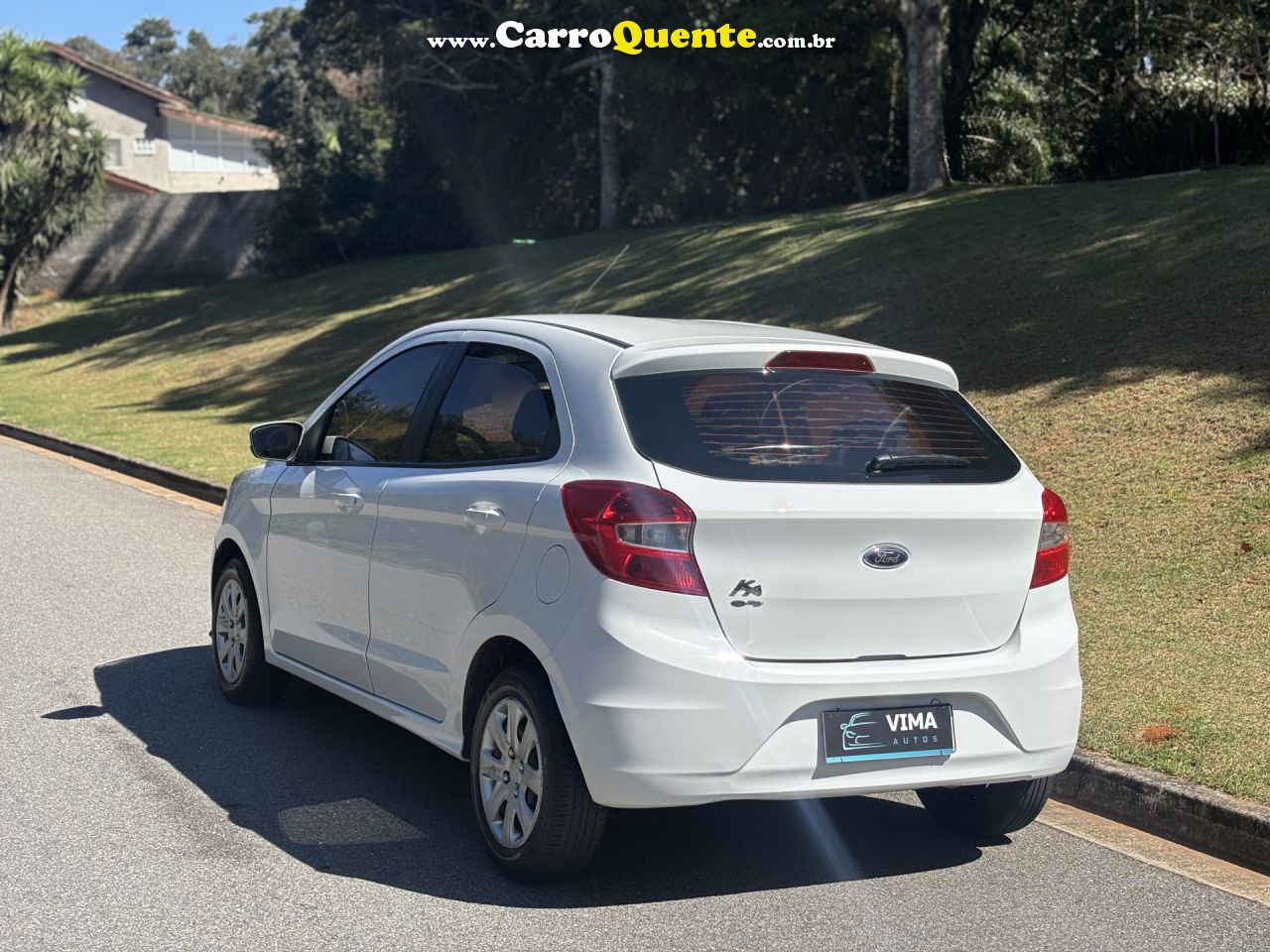 FORD   KA 1.0 SESE PLUS TIVCT FLEX 5P   BRANCO 2015 1.0 FLEX - Loja