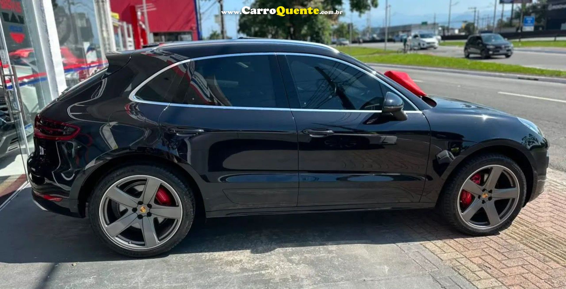 PORSCHE   MACAN TURBO 3.6 BI-TURBO 400CV   PRETO 2018 3.6 GASOLINA - Loja