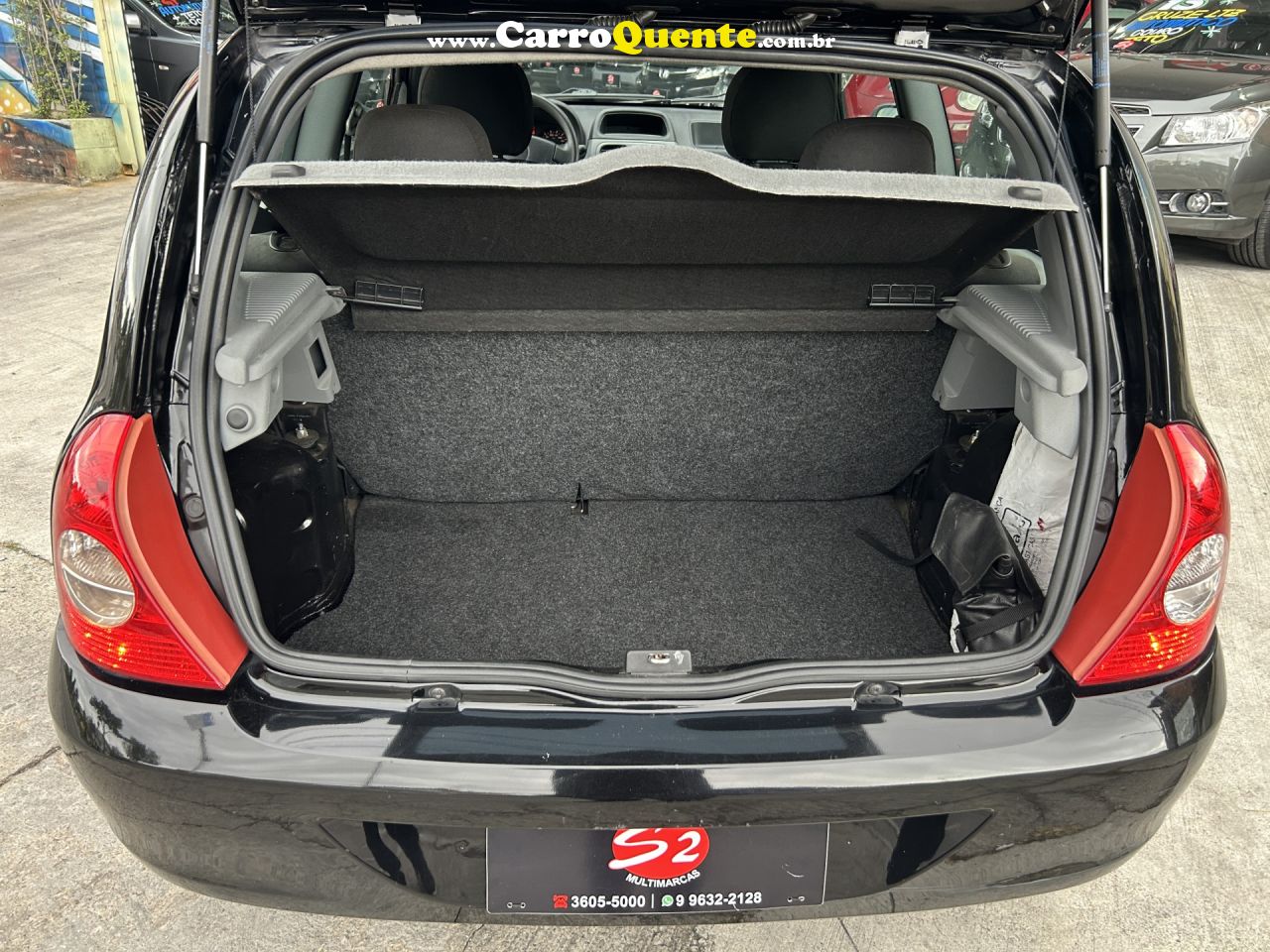 RENAULT   CLIO HI-FLEX 1.0 16V 3P   PRETO 2012 1.0 GASOLINA - Loja