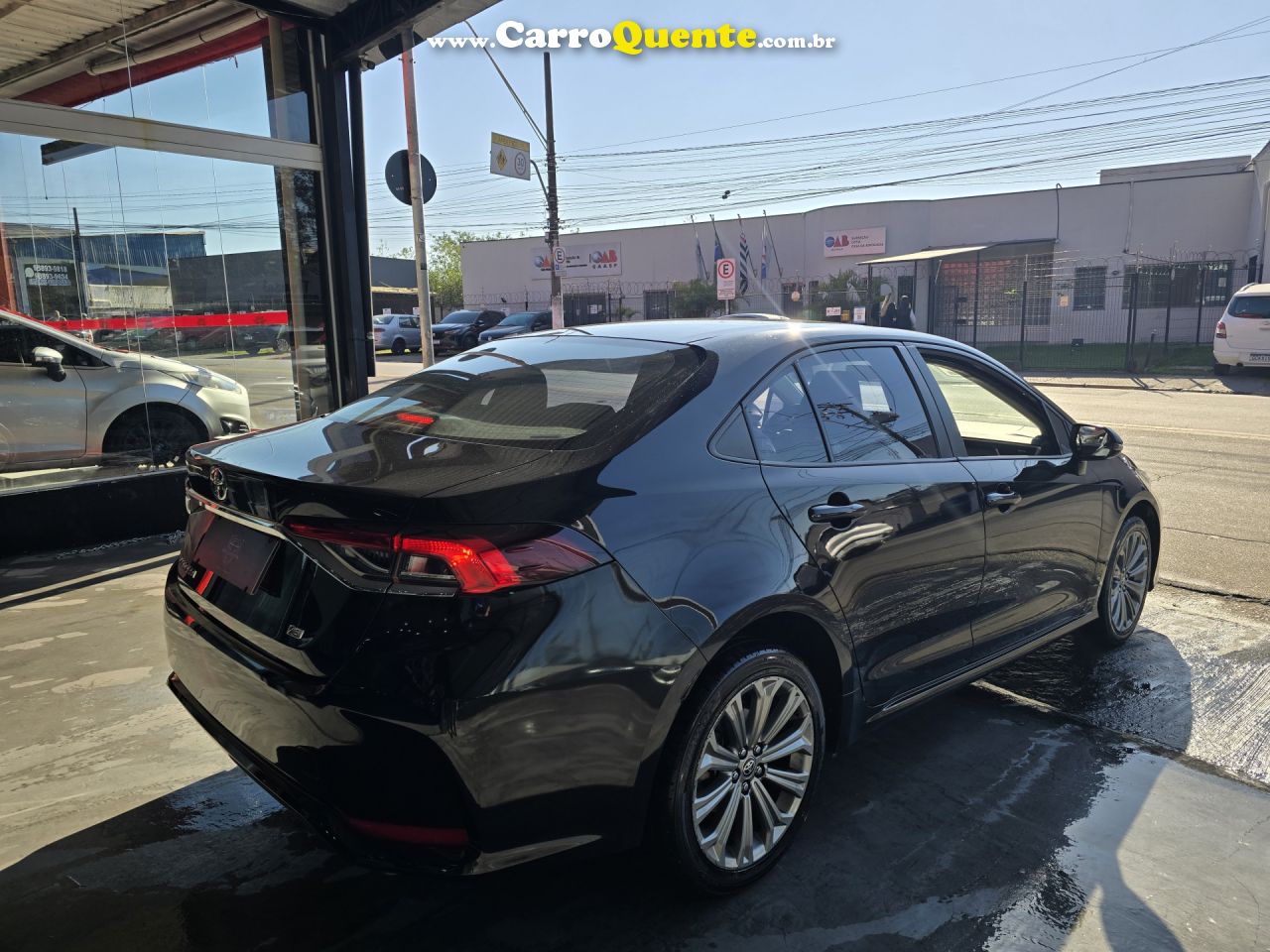 TOYOTA   COROLLA XEI 2.0 FLEX 16V AUT.   PRETO 2022 2.0 FLEX - Loja