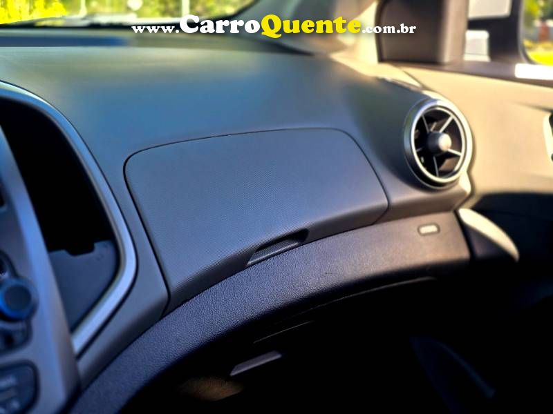 SONIC HB LT 1.6 16V FlexPower 5p Aut. 2014/2014 Chevrolet - Loja