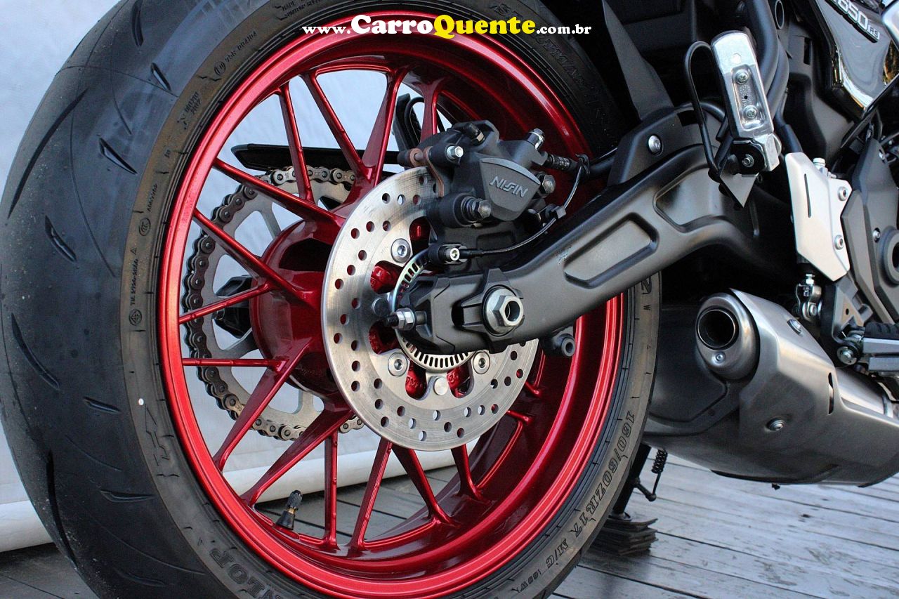 KAWASAKI Z650 ABS RS 2026 - Loja