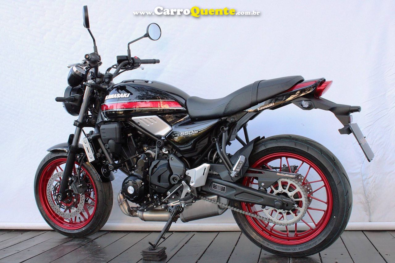 KAWASAKI Z650 ABS RS 2026 - Loja