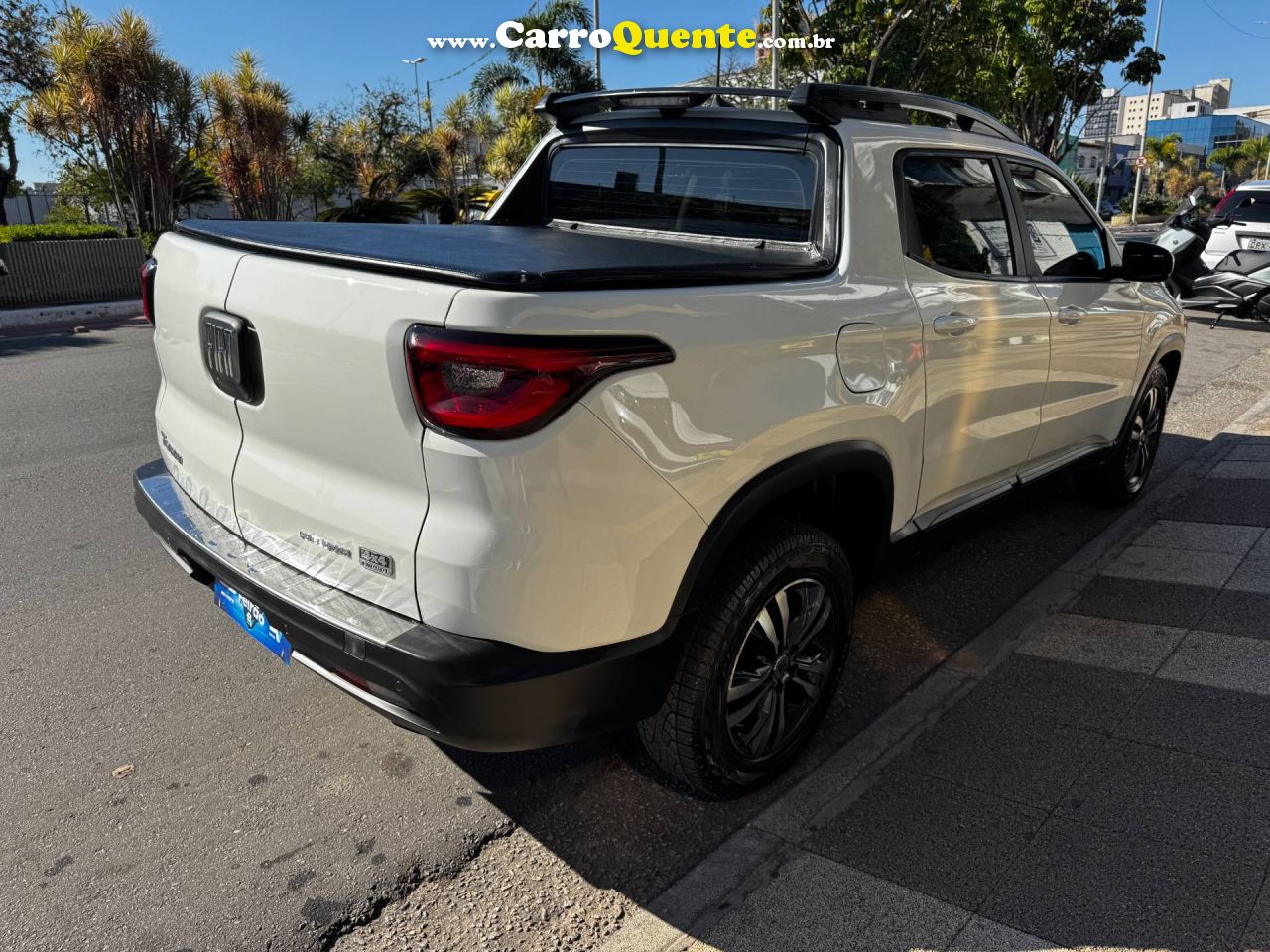 FIAT TORO 2.0 16V TURBO FREEDOM 4WD 2022 - Loja