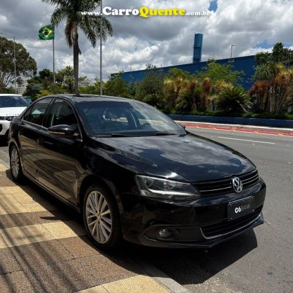 VOLKSWAGEN JETTA 2.0 TSI HIGHLINE 200CV 2012