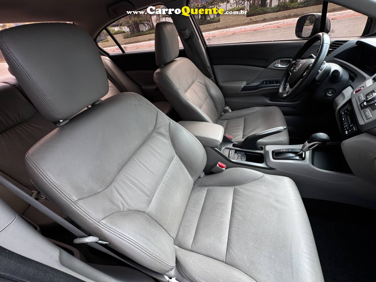 HONDA CIVIC 1.8 LXL 16V 2013 - Loja